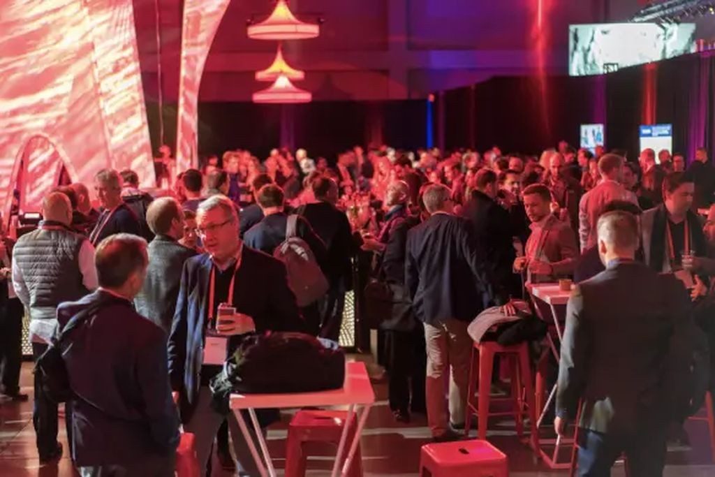 Networking is always one of the best elements at every Time Machine event! Leading executives, scientists, policy makers and service members, all under one roof.